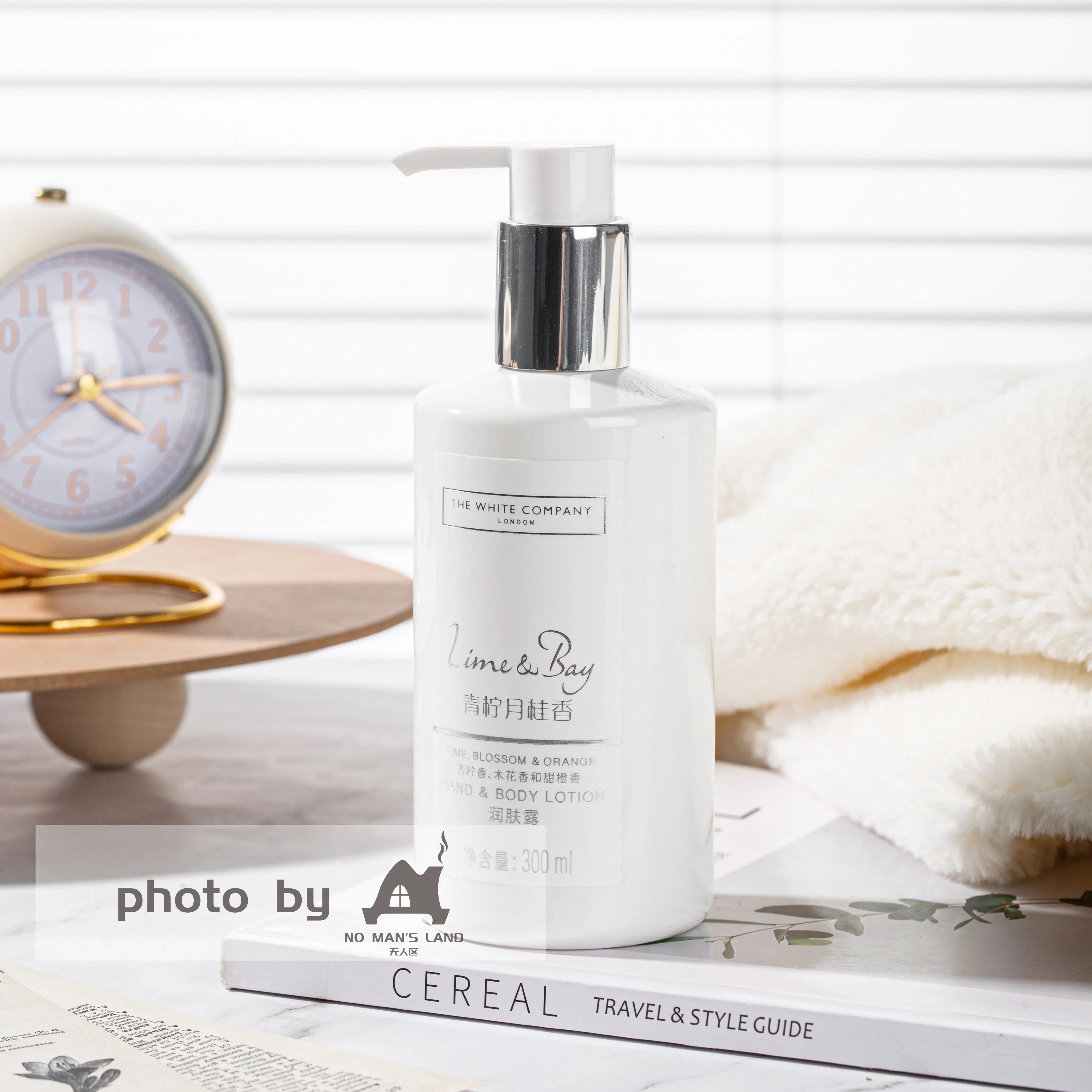 Holiday Inn Express Shampoo &amp; Conditioner &amp; Body Lotion &amp; Shower Gel 300ML | THE WHITE COMPANY